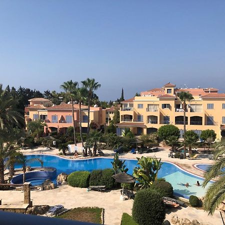 Limnaria Gardens - 1 Bedroom, Sunny Apartment With Stunning Pool Views Paphos ภายนอก รูปภาพ
