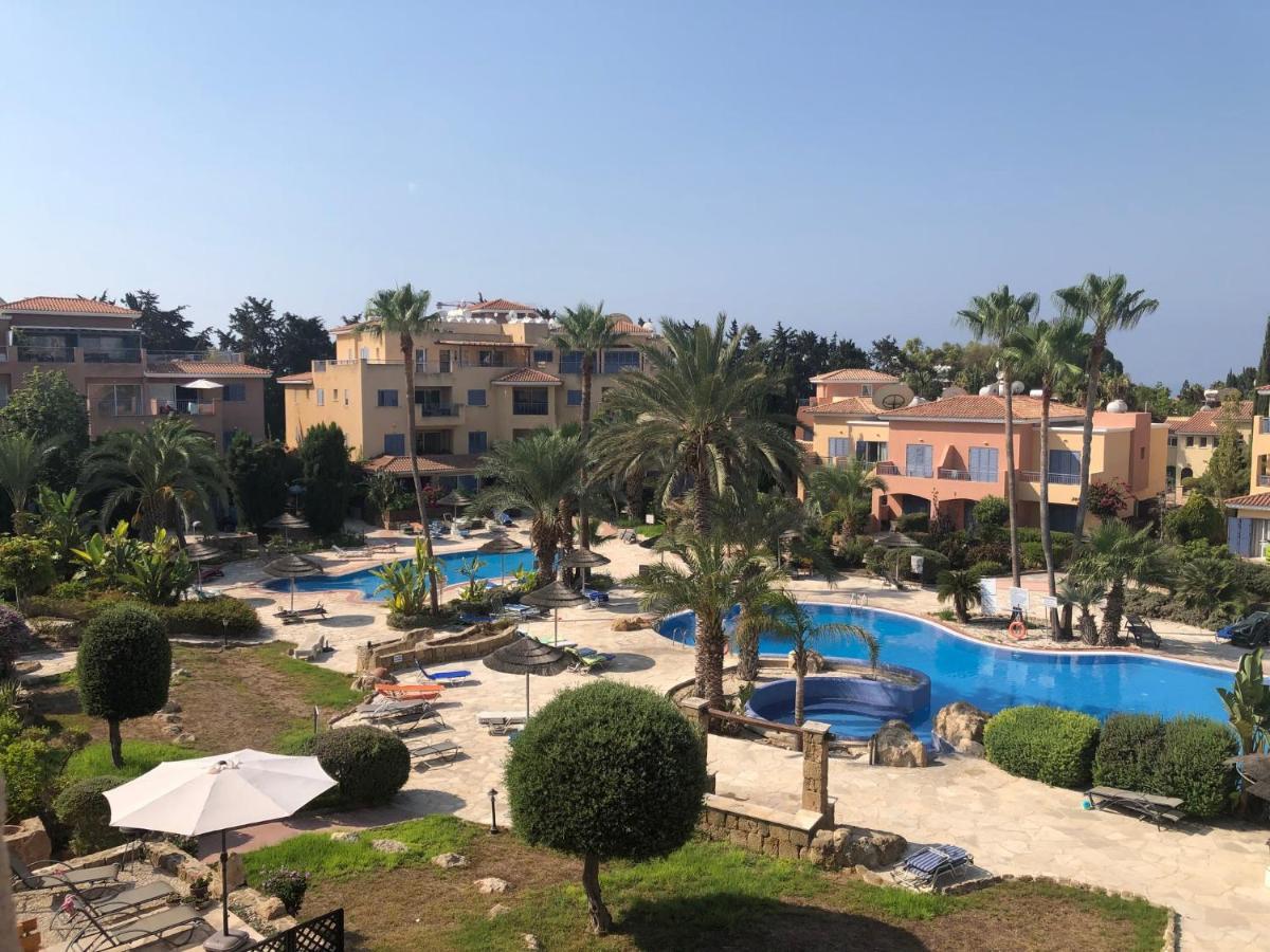 Limnaria Gardens - 1 Bedroom, Sunny Apartment With Stunning Pool Views Paphos ภายนอก รูปภาพ