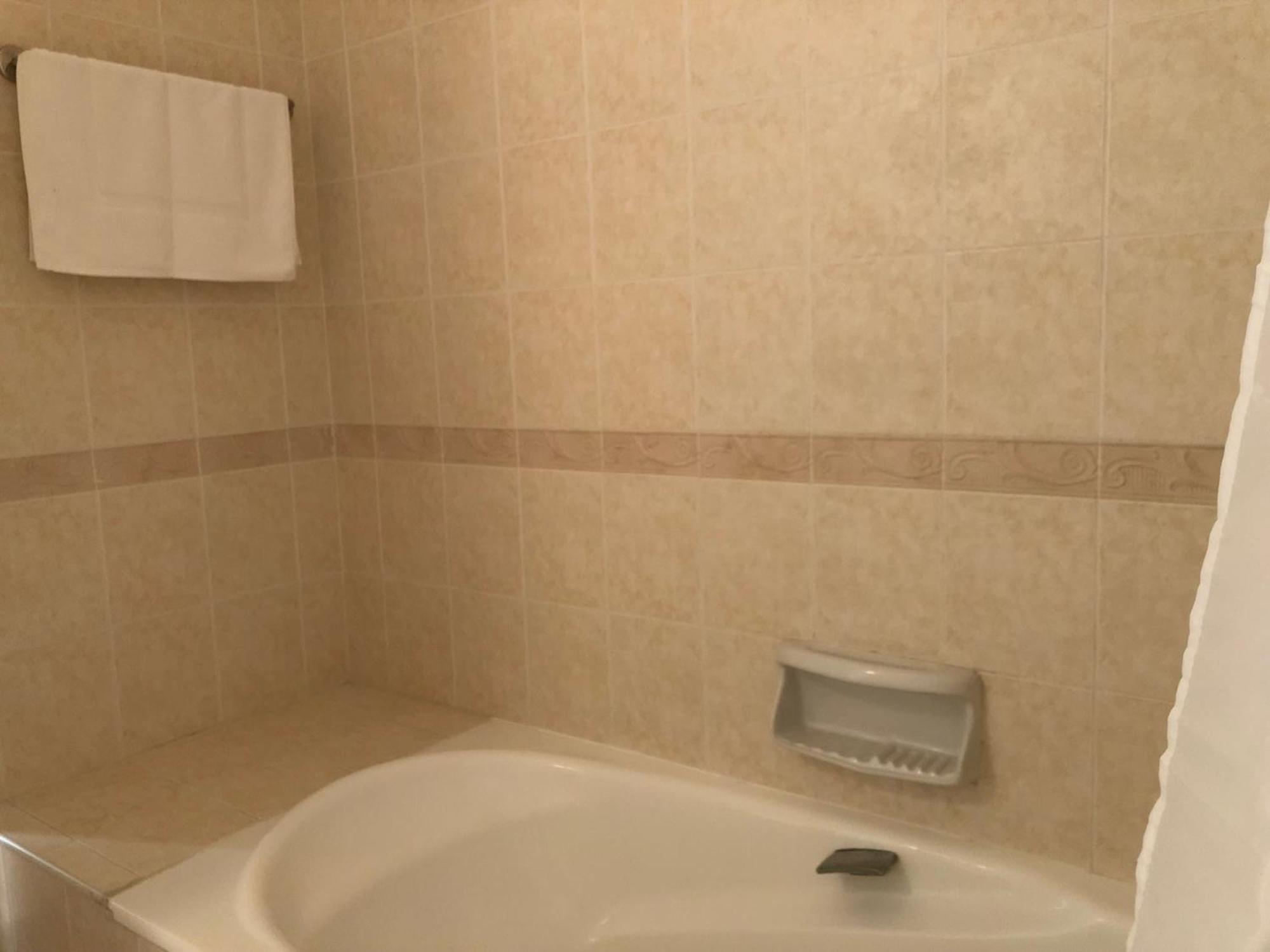 Limnaria Gardens - 1 Bedroom, Sunny Apartment With Stunning Pool Views Paphos ภายนอก รูปภาพ